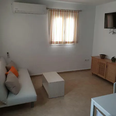 Apartment Maya *